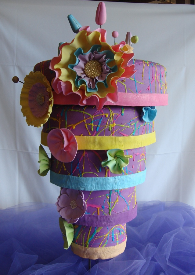 Свадебный торт: идеи и вдохновение - перевернутый торт